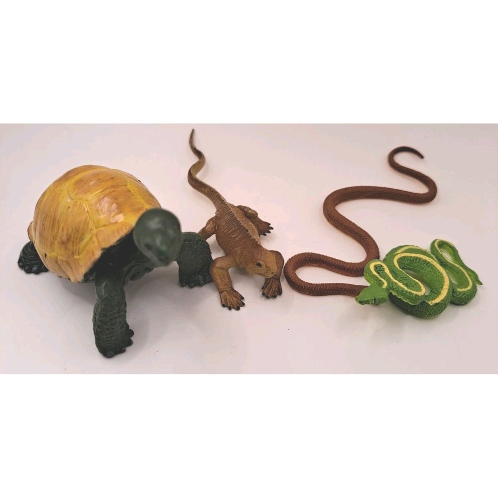 VINTAGE Safari Limited Lot of 4 Reptiles GIANT TORTOISE  SNAKES LIZARD 1996